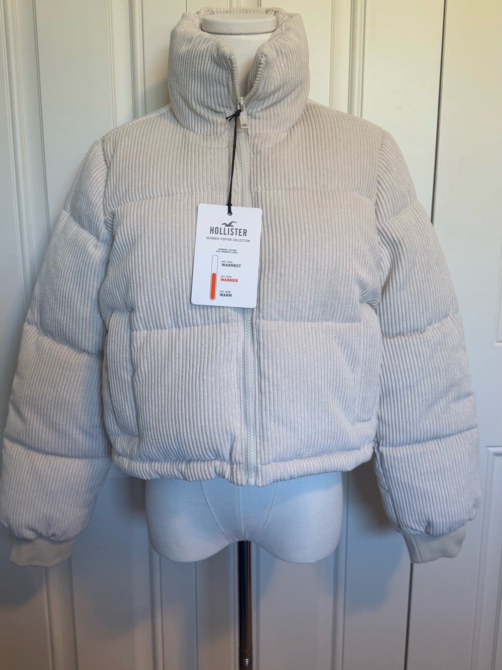 Hollister Light Cream Corduroy Puffer Jacket
